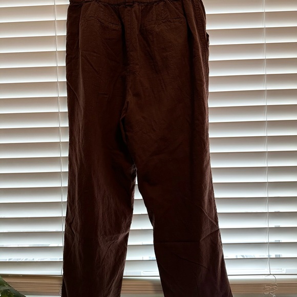 Urban Outfitters dark brown high waisted crop pants - Picture 3 of 4